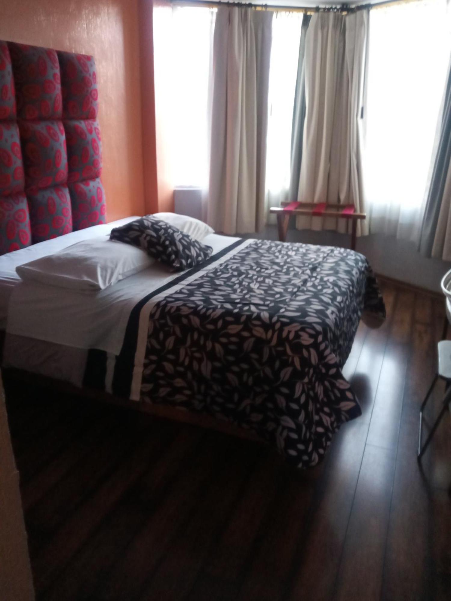 Hostal Capri Quito Eksteriør billede