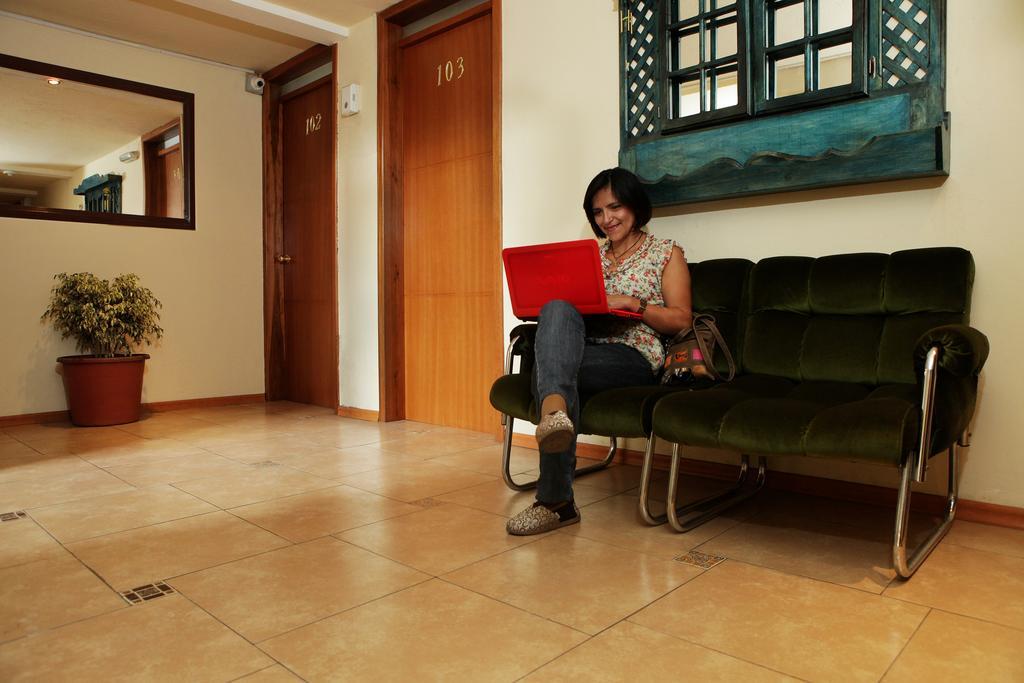 Hostal Capri Quito Eksteriør billede
