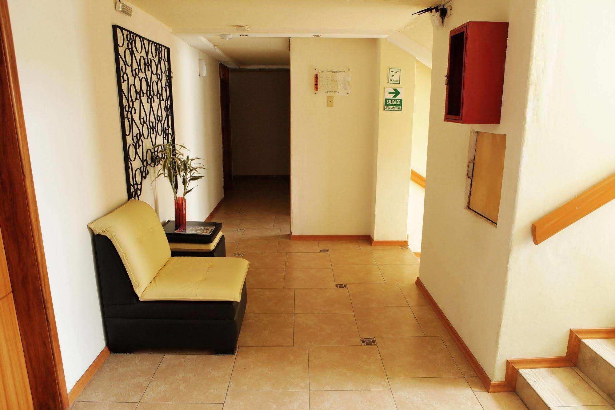 Hostal Capri Quito Eksteriør billede