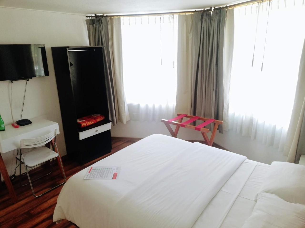 Hostal Capri Quito Eksteriør billede